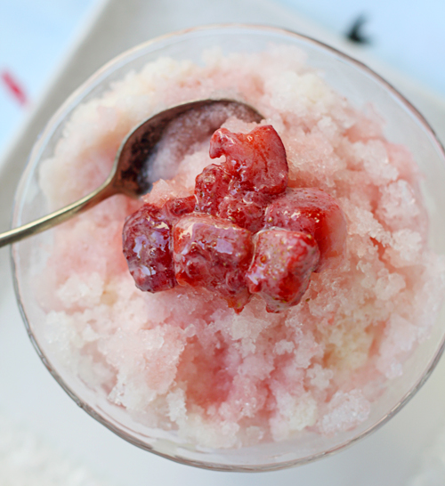 Milky Shaved Ice With Strawberries Recipe