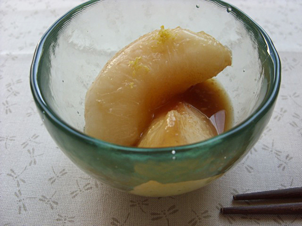 Tamara's Poached Peaches