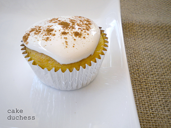 Apple Cupcake with Marshmallow Cinnamon Frosting