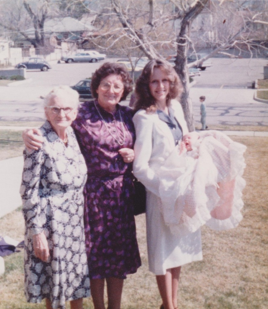 Oma, Grandma, Mom & Me!