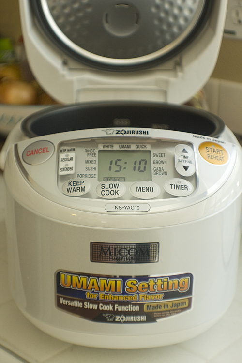 Zojirushi Umami Micom Rice Cooker & Warmer