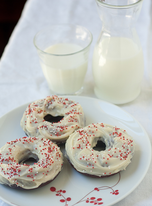 Baked Red Velvet Mochi Mochi Donuts