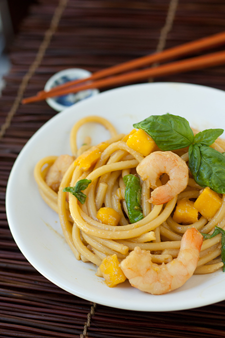 Baccatini with Shrimp, Mangoes, and Basil