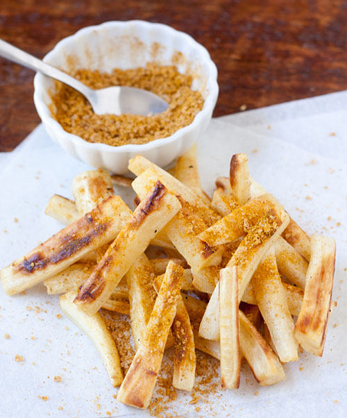 Roasted Parsnip Fries with Curry Salt Roasted Parsnip Fries with Curry Salt