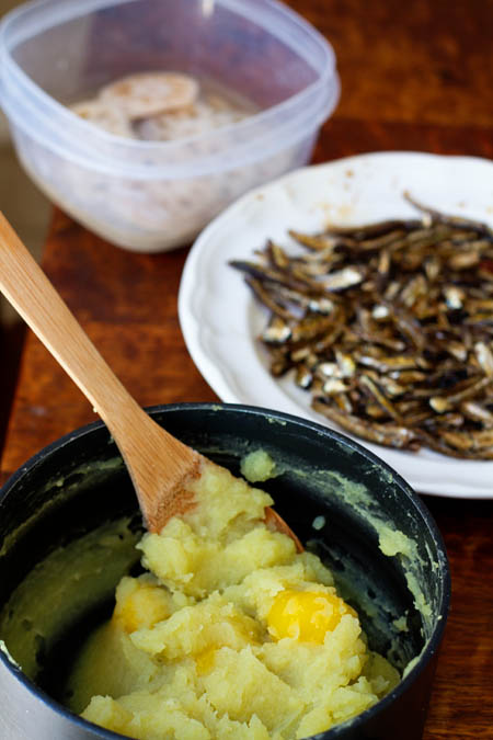 Making osechi