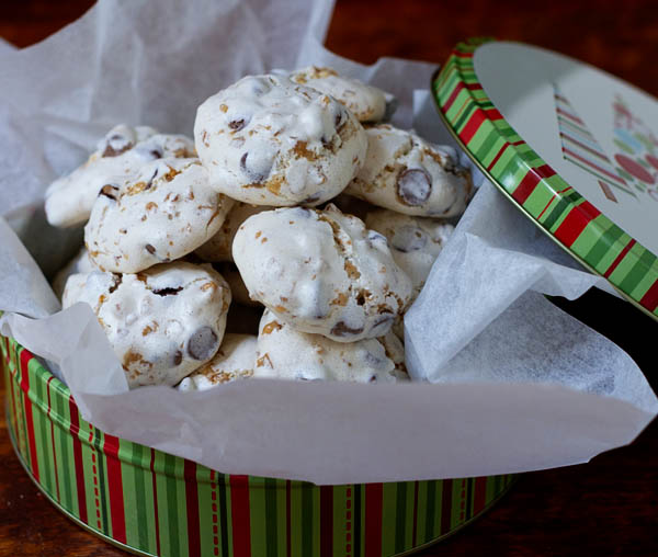 Chocolate Toffee Meringue Cookies