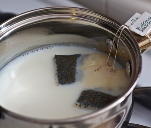 Steaping tea in simmering milk