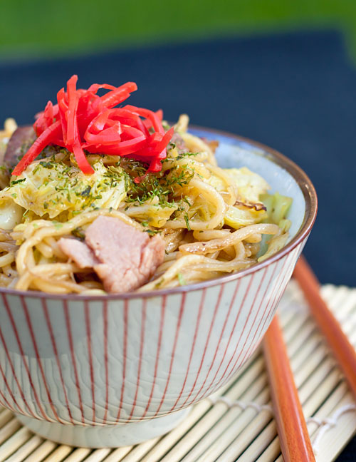 Yakisoba, fried noodles with sauce