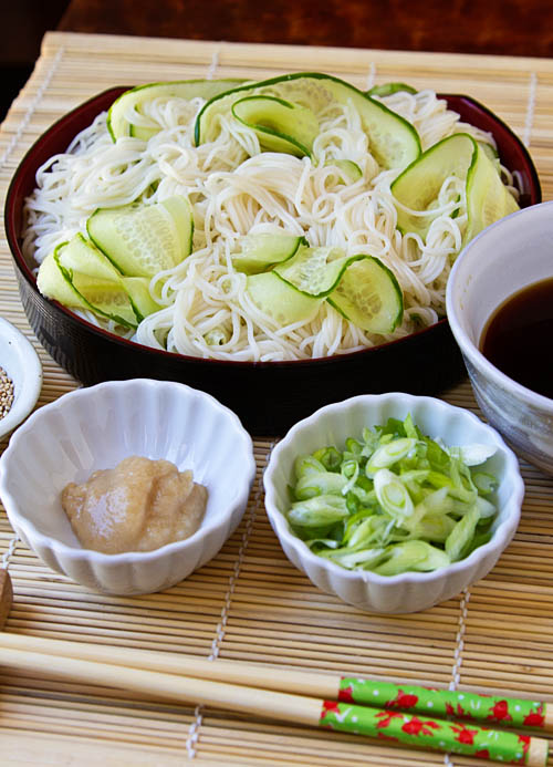 Hiyashi Somen (Japanese Chilled Somen Noodles with Dipping Sauce)