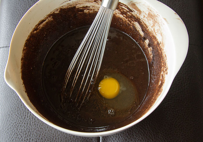 Making chocolate chess pie filling