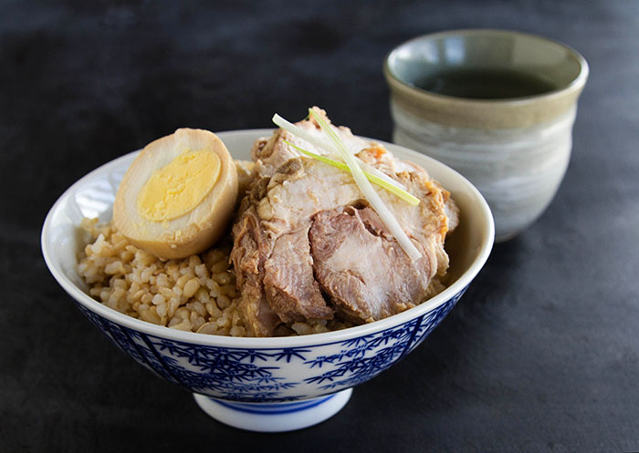 Nibuta donburi