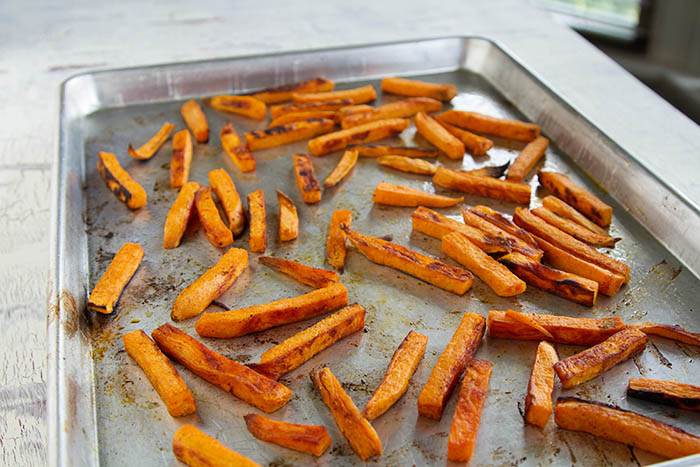 Baking sweet potato fries