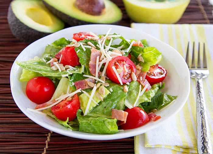 BLT Salad with Avocado Dressing