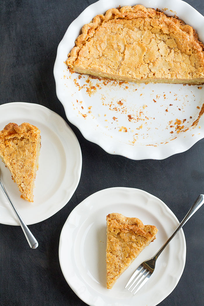 Almond Crackle Custard Pie