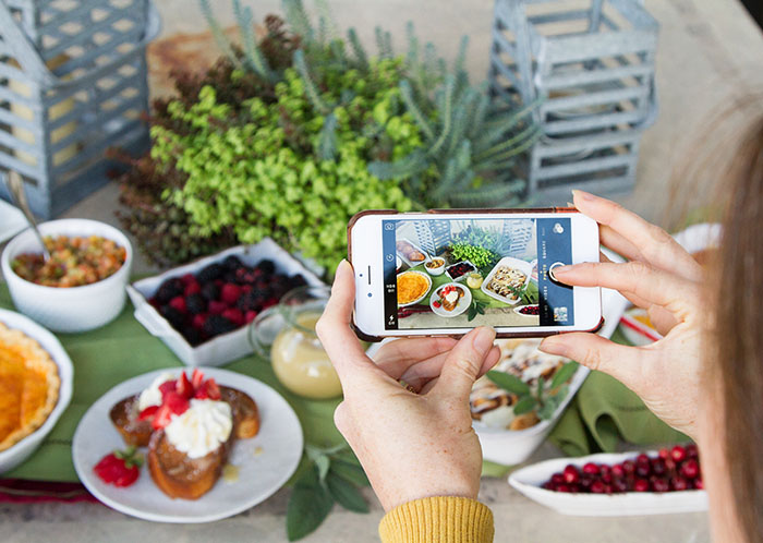 Food Bloggers in Action