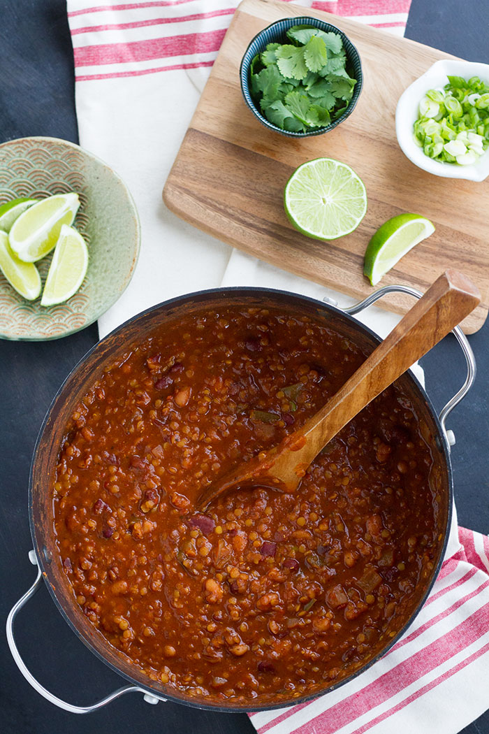 Lentil Chilli : Vegan Lentil Chilli Healthy Food : You can top your lentil chili with your favorite chili toppings.