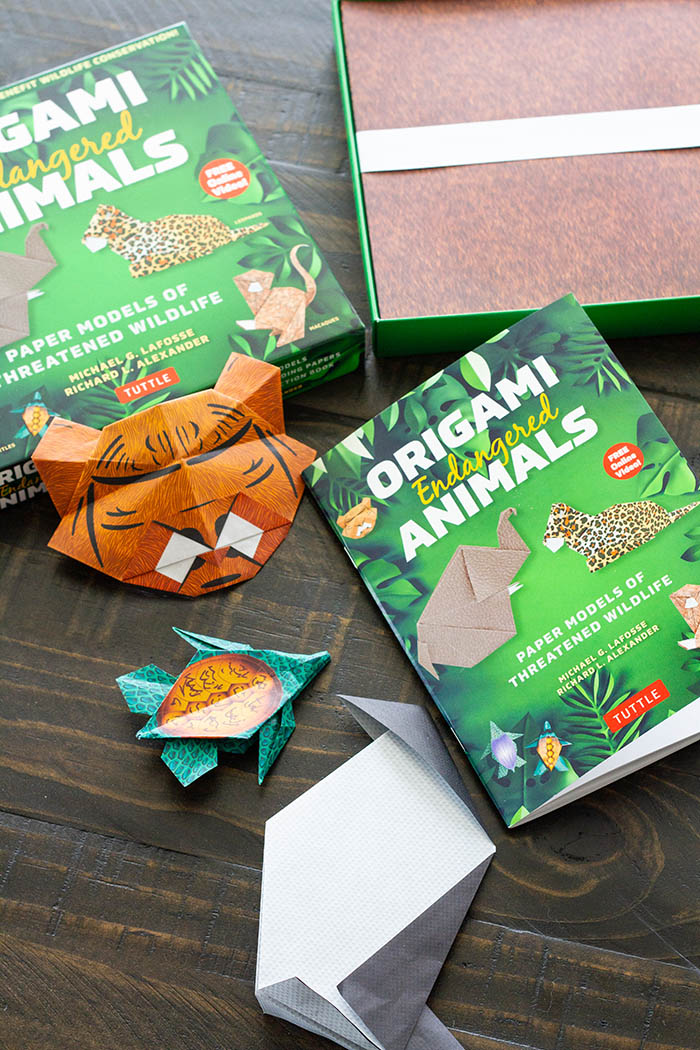 Origami Endangered Animals Kit