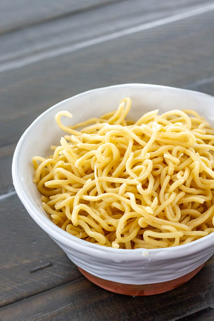 Yakisoba noodles