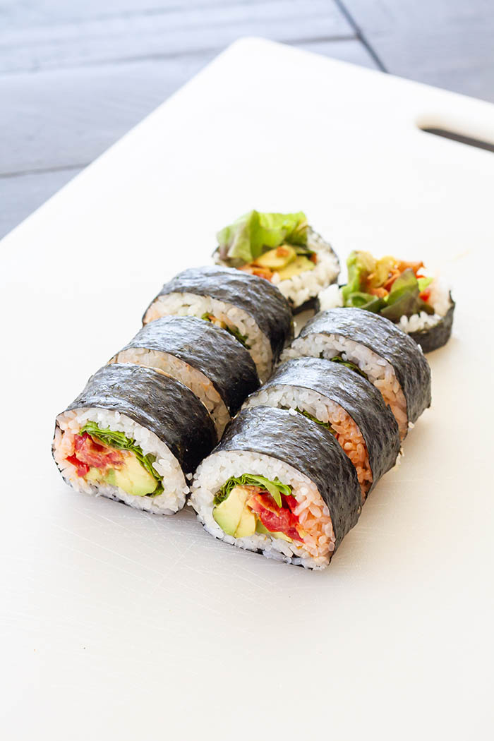Cut the kimbap into pieces